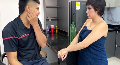 I Order A Delivery, But I Like The Delivery Mans Huge And Delicious Cock Better, So I Ask Him To Stick It In Me